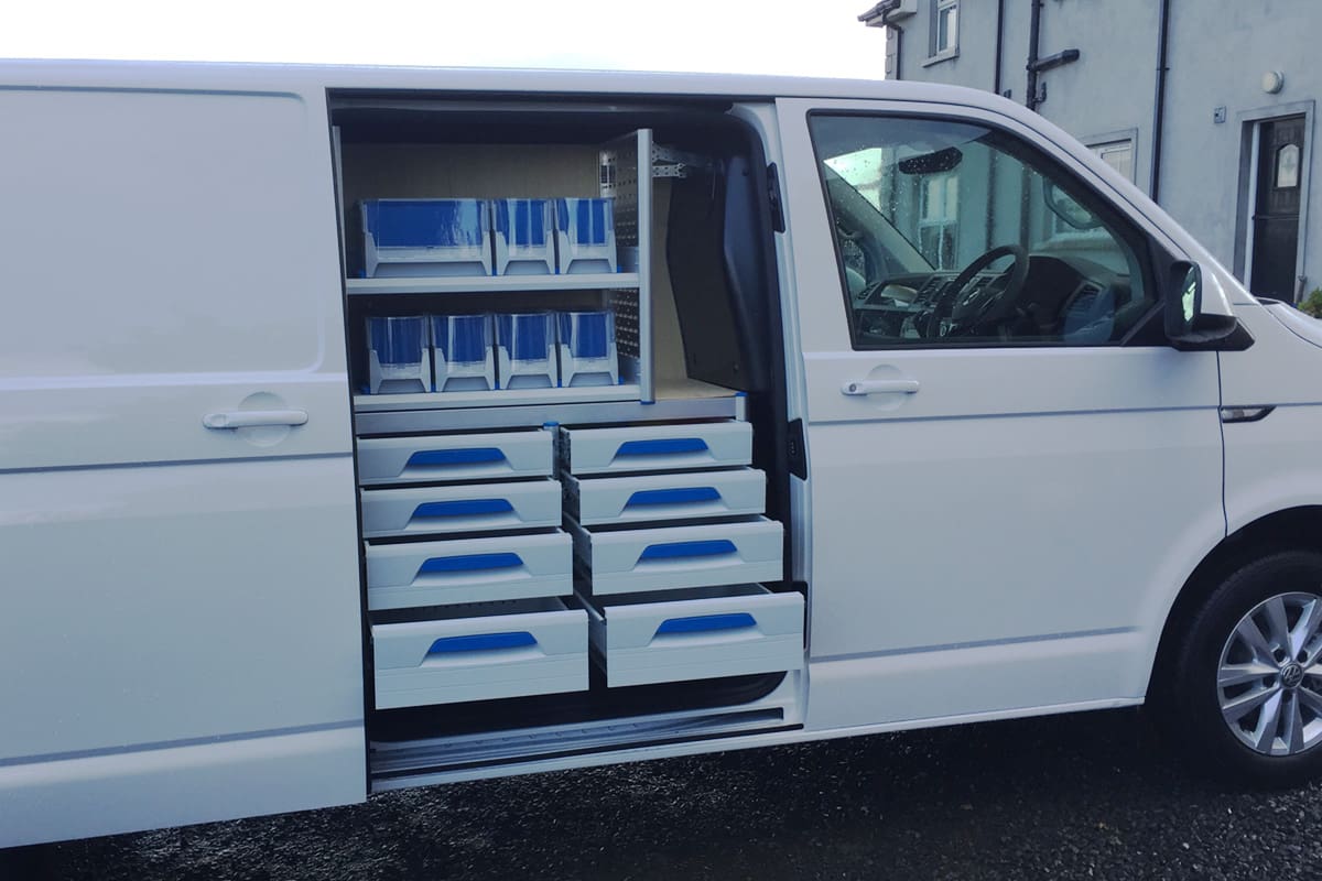 FACILITIES MANAGEMENT Van Rack Ni